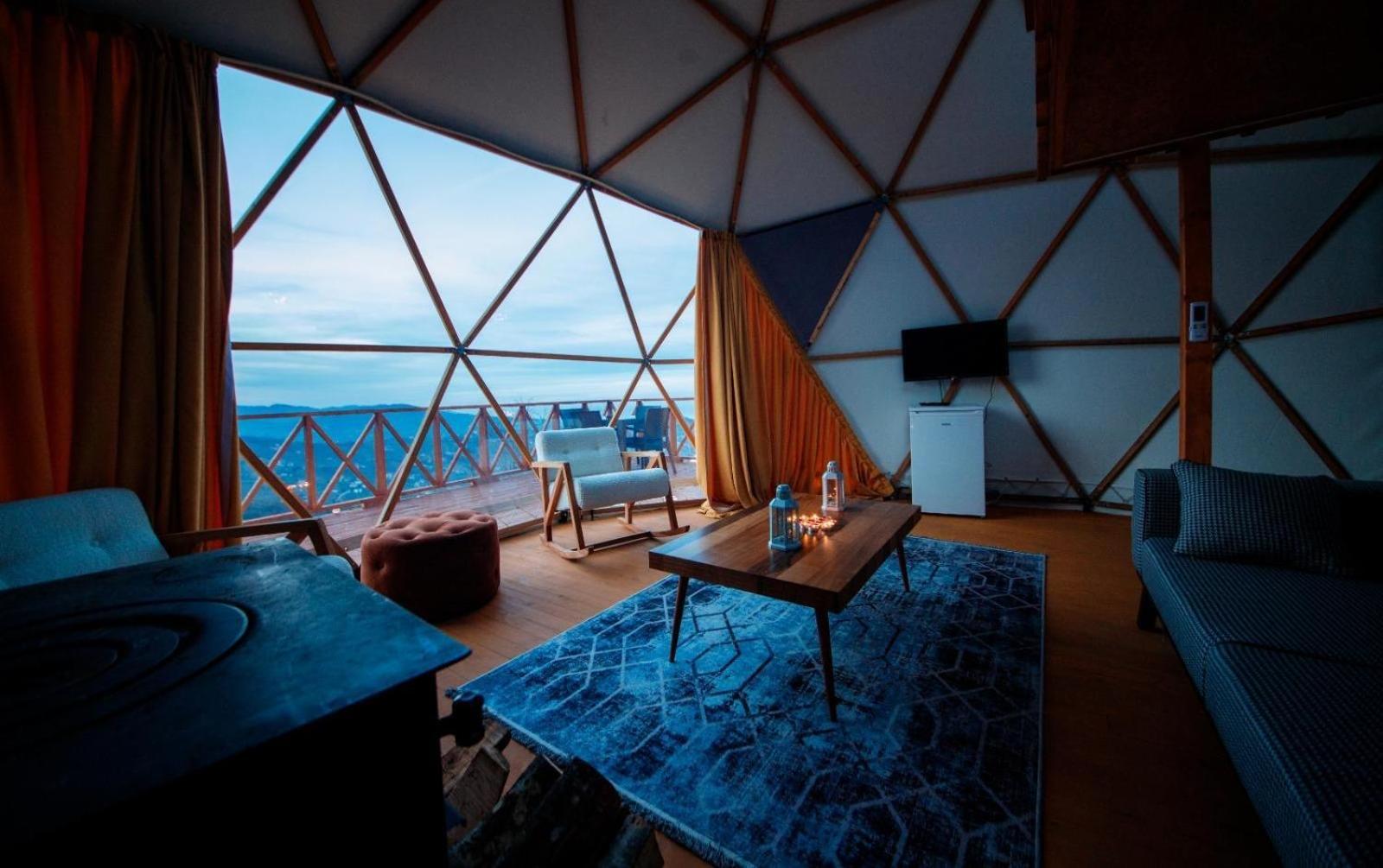 Zedome Panorama Hotel ทรับซอน ภายนอก รูปภาพ
