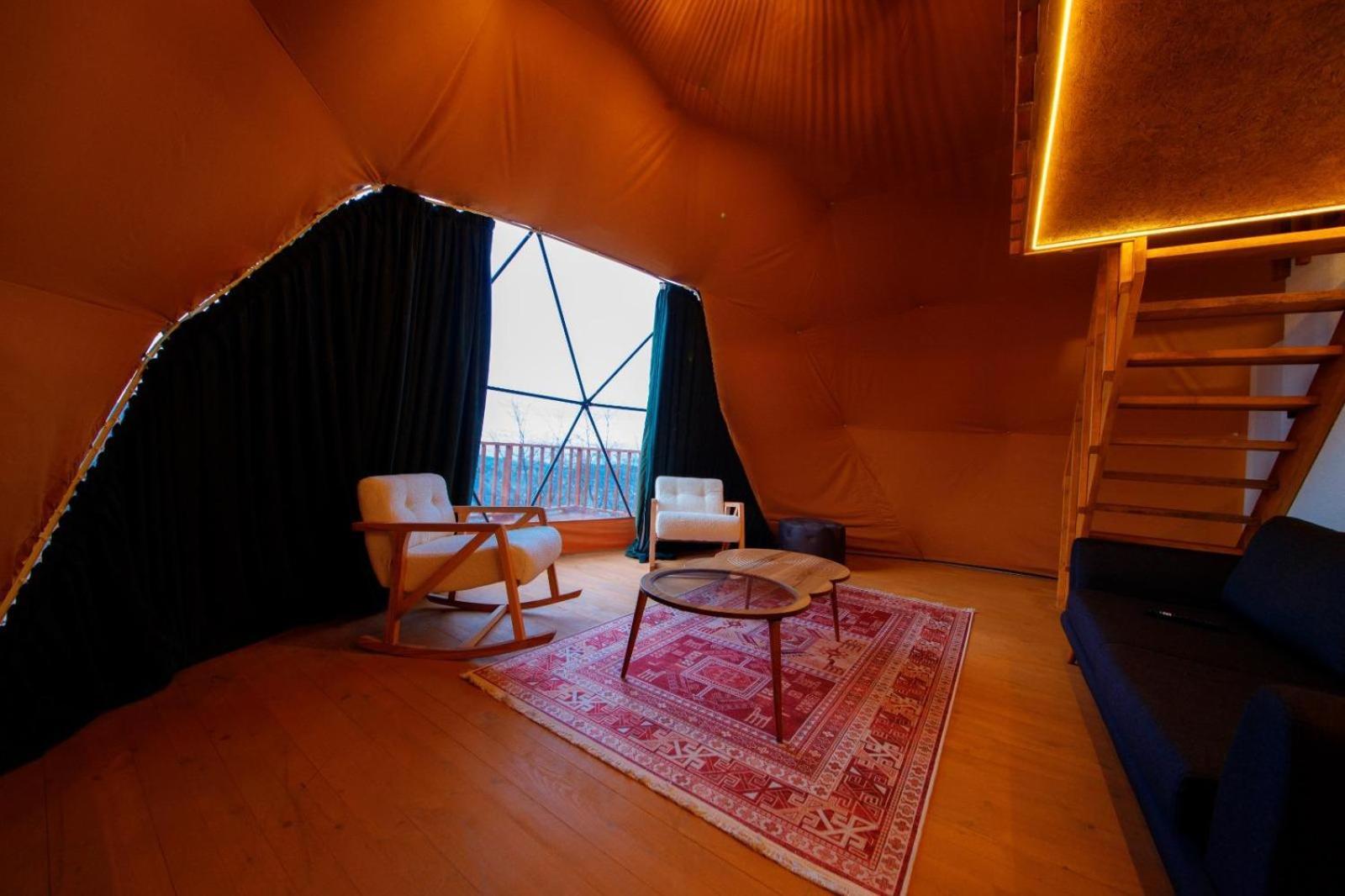 Zedome Panorama Hotel ทรับซอน ภายนอก รูปภาพ