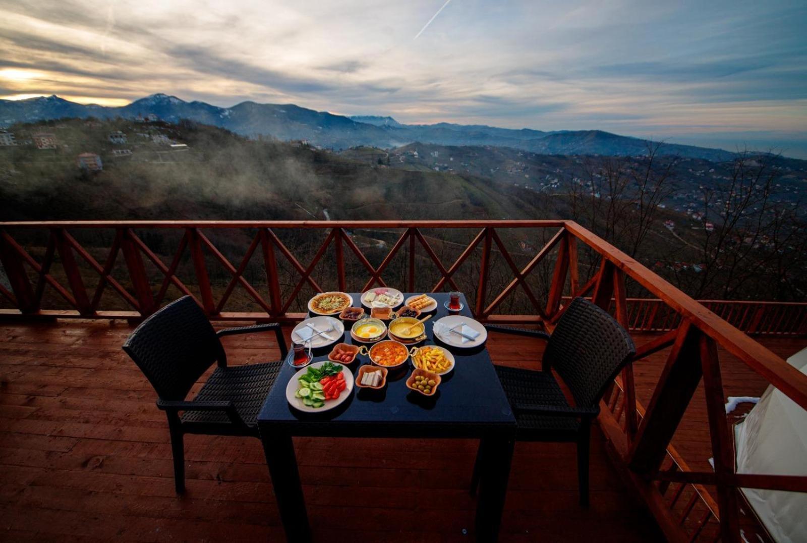 Zedome Panorama Hotel ทรับซอน ภายนอก รูปภาพ